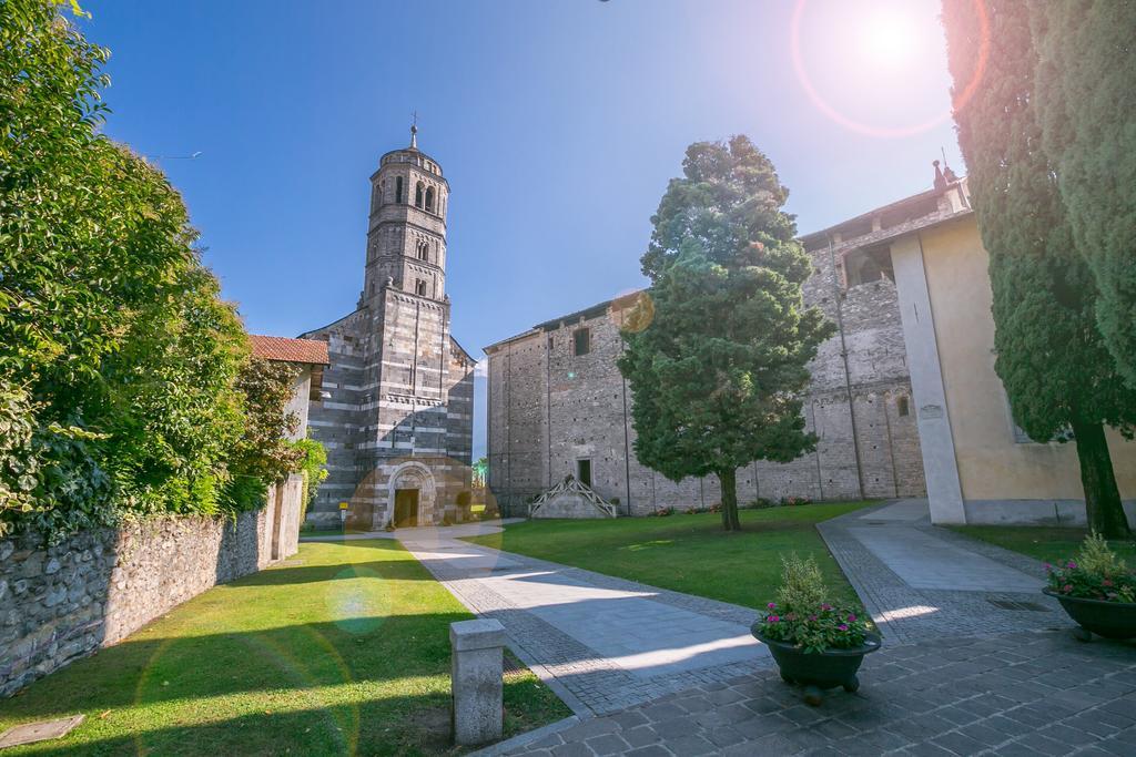 Residence Riva Del Lario 그라베도나 외부 사진