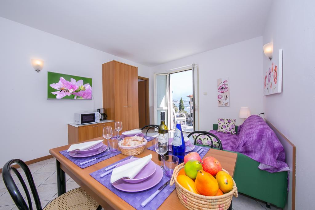 Residence Riva Del Lario 그라베도나 외부 사진