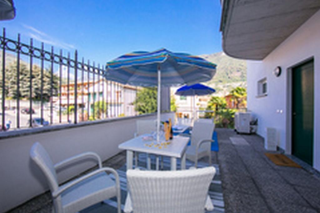 Residence Riva Del Lario 그라베도나 외부 사진