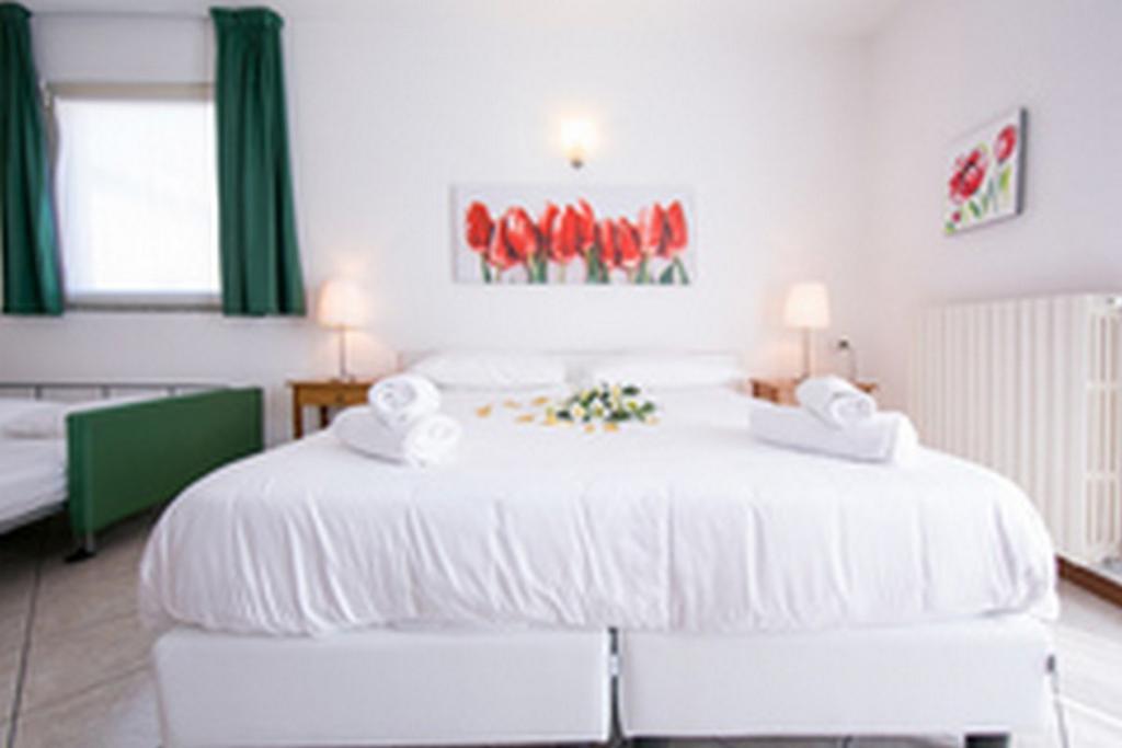 Residence Riva Del Lario 그라베도나 외부 사진
