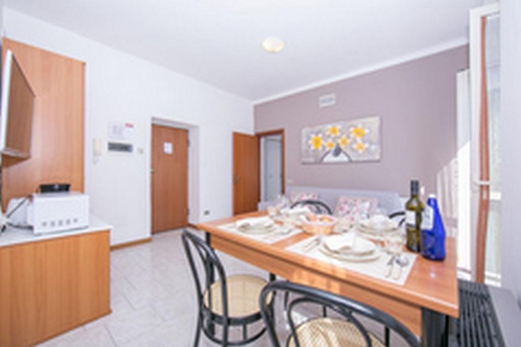 Residence Riva Del Lario 그라베도나 외부 사진