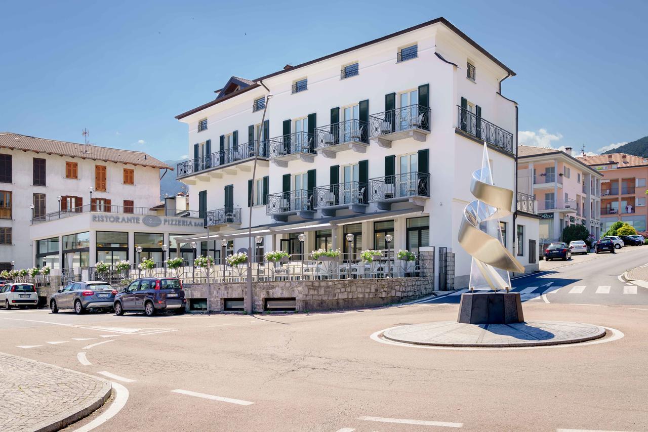 Residence Riva Del Lario 그라베도나 외부 사진